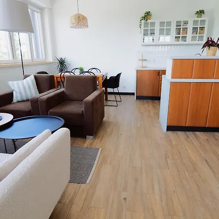 Vega צ'ארזיקובי